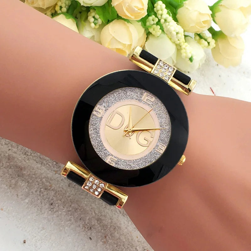 Montre de luxe pour femme, bracelet en silicone avec diamants, montre à quartz numérique pour femme