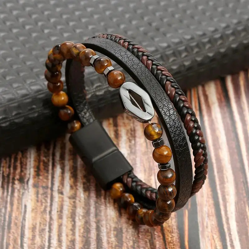 Bracelet classique en cuir pour homme Nouveau style tissé à la main Combinaison multicouche
Accessoire de mode, bijou pour homme