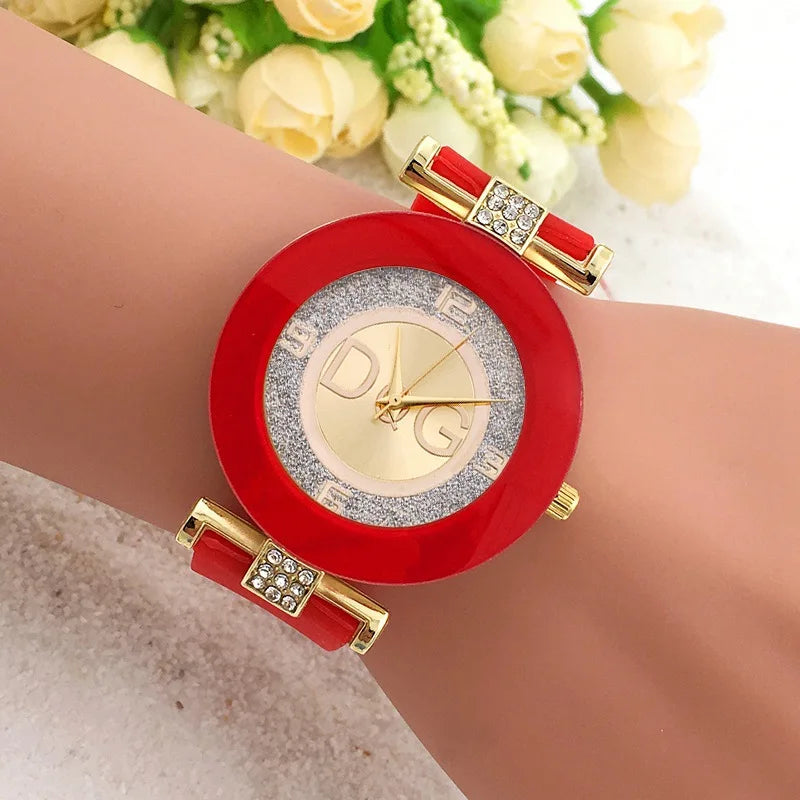 Montre de luxe pour femme, bracelet en silicone avec diamants, montre à quartz numérique pour femme
