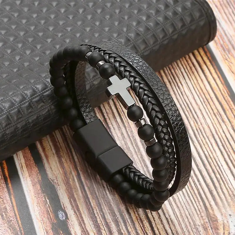 Bracelet classique en cuir pour homme Nouveau style tissé à la main Combinaison multicouche
Accessoire de mode, bijou pour homme