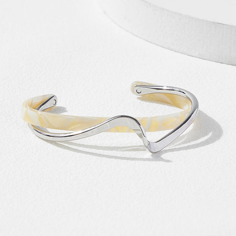 Bracelets en acrylique blanc, bracelets métalliques courbés, bracelets pour femmes, bracelets géométriques en forme de C, bijoux cadeaux