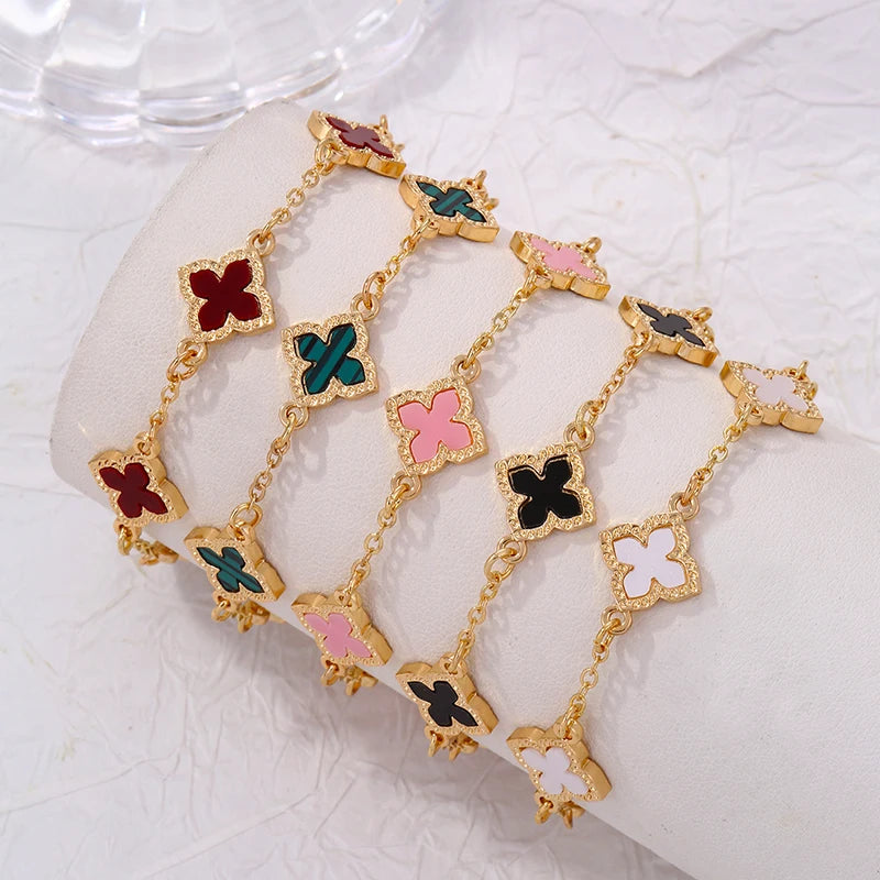 Bracelet trèfle à quatre feuilles vintage de luxe en strass pour femmes et filles, bijou de poignet à cinq feuilles, chaîne de poignet tendance, cadeaux