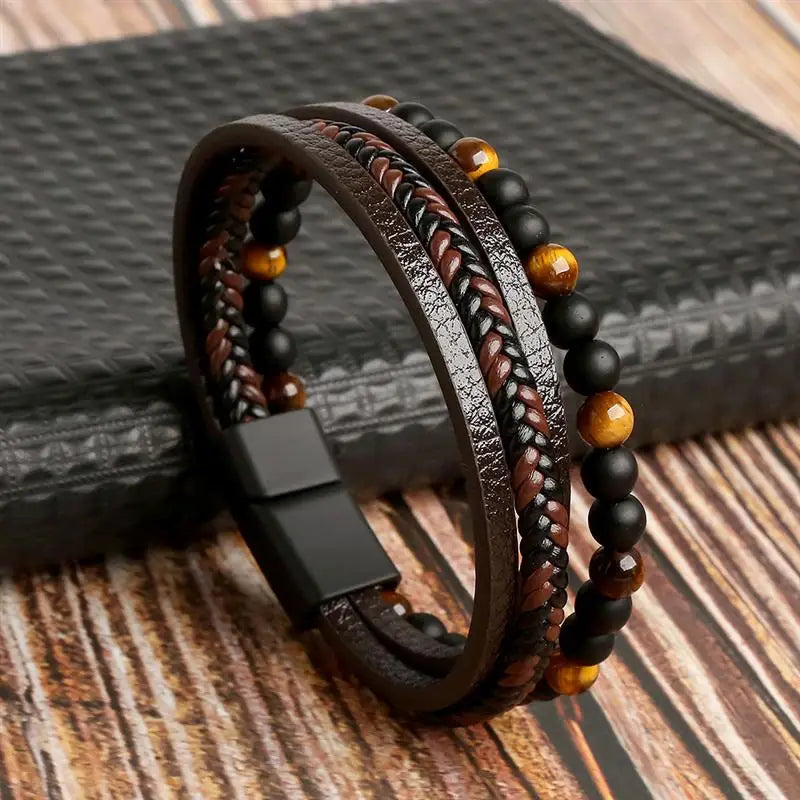 Bracelet classique en cuir pour homme Nouveau style tissé à la main Combinaison multicouche
Accessoire de mode, bijou pour homme