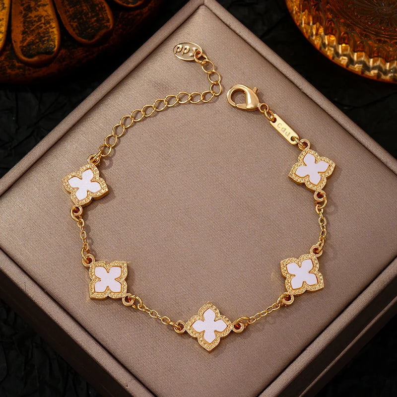 Bracelet trèfle à quatre feuilles vintage de luxe en strass pour femmes et filles, bijou de poignet à cinq feuilles, chaîne de poignet tendance, cadeaux