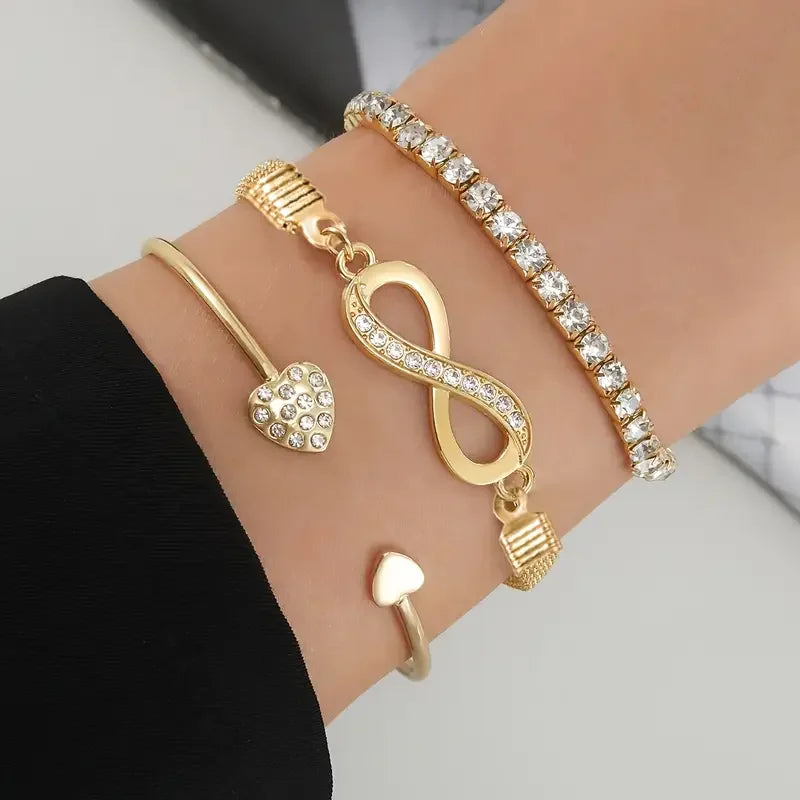 Ensemble de 3 bracelets vintage en cristal et strass en forme de cœur pour femmes, style géométrique tendance, jonc infini ajustable, bijoux cadeaux