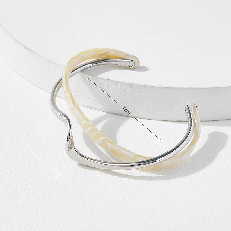 Bracelets en acrylique blanc, bracelets métalliques courbés, bracelets pour femmes, bracelets géométriques en forme de C, bijoux cadeaux